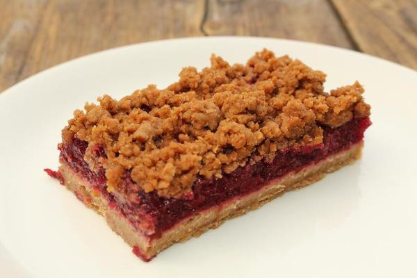 Produktfoto zu Kirsch-Nougat-Streusel vegan, 4 Stück