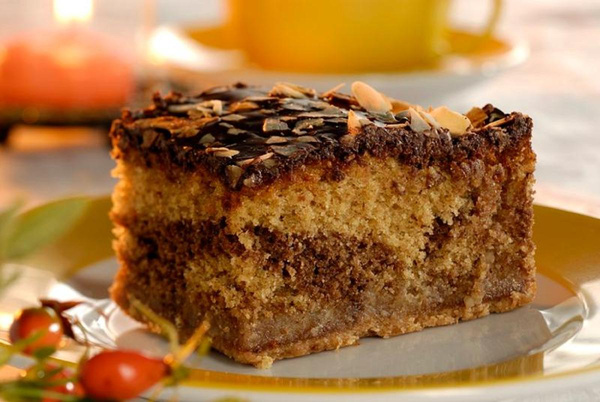 Produktfoto zu Gefüllter Mandelkuchen, 4 Stück