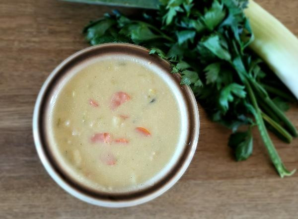 Produktfoto zu Kartoffelsuppe mit Gemüseeinlage