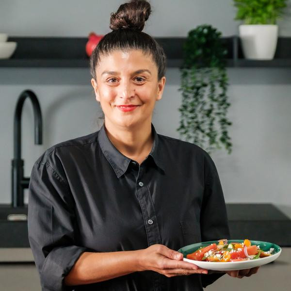 Produktfoto zu Wassermelonensalat mit Pfirsisch, Aprikosen, Gurke